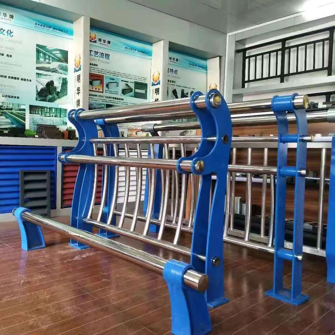 崇左市桥梁护栏桥梁护栏 - 方案